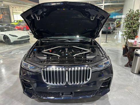 Used 2019 BMW X7 xDrive50i w/ M Sport Package AWD/4WD image 99