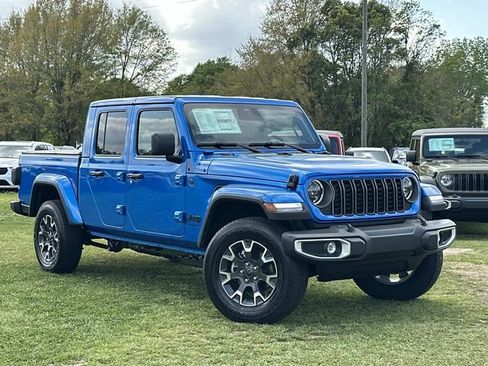 New 2026 Jeep Gladiator Sport AWD/4WD image 12