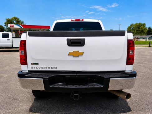 Used 2009 Chevrolet Silverado 2500 W/T AWD/4WD image 8