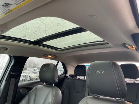 Certified 2024 Buick Encore GX Sport Touring w/ Experience Buick Package image 14