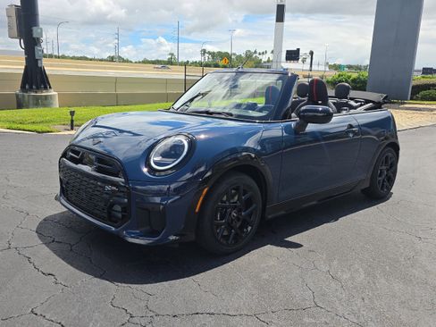 New 2026 MINI Cooper S image 8