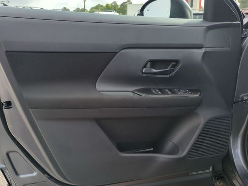 New 2026 Nissan Kicks S FWD image 12