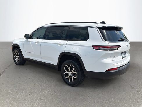 Used 2024 Jeep Grand Cherokee L Limited w/ Luxury Tech Group II AWD/4WD image 6
