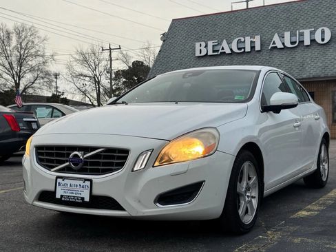 Used 2012 Volvo S60 T5 w/ Multimedia Pkg image 3