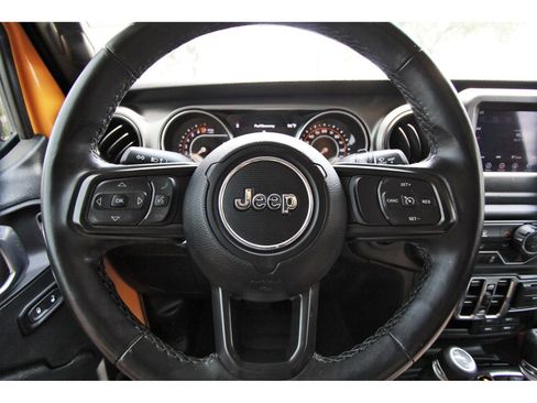 Used 2021 Jeep Wrangler Unlimited Sport AWD/4WD image 12