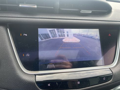 Used 2020 Cadillac XT5 Premium Luxury w/ LPO, Floor Liner Package image 24