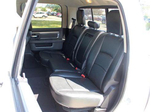 Used 2016 RAM 1500 Big Horn AWD/4WD image 33