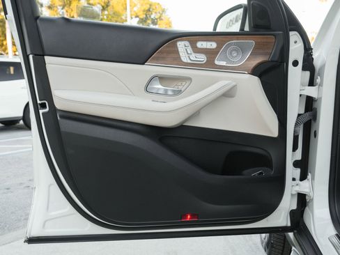 Used 2022 Mercedes-Benz GLE 350 image 32