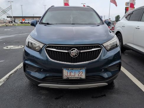 Used 2020 Buick Encore Preferred FWD image 2