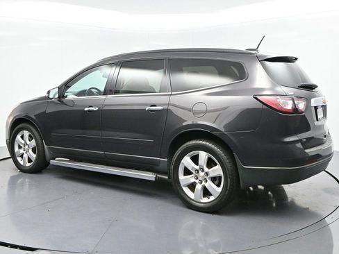 Used 2016 Chevrolet Traverse LT w/ Style and Technology Package AWD/4WD image 3