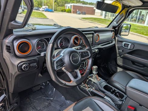 Used 2022 Jeep Gladiator Mojave w/ LED Lighting Group AWD/4WD image 16