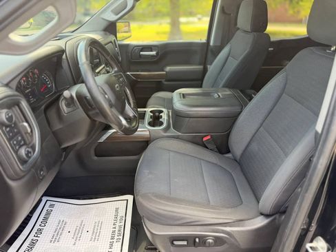 Used 2021 Chevrolet Silverado 1500 RST w/ True North Edition Plus AWD/4WD image 9