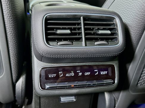 New 2026 Mercedes-Benz GLS 450 4MATIC image 27