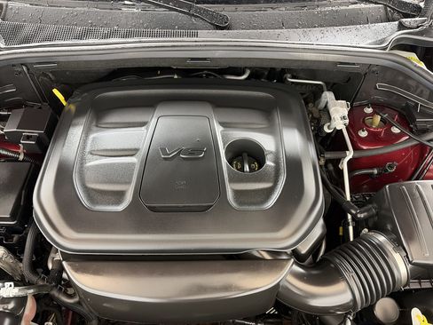 Used 2019 Jeep Grand Cherokee Overland AWD/4WD image 11