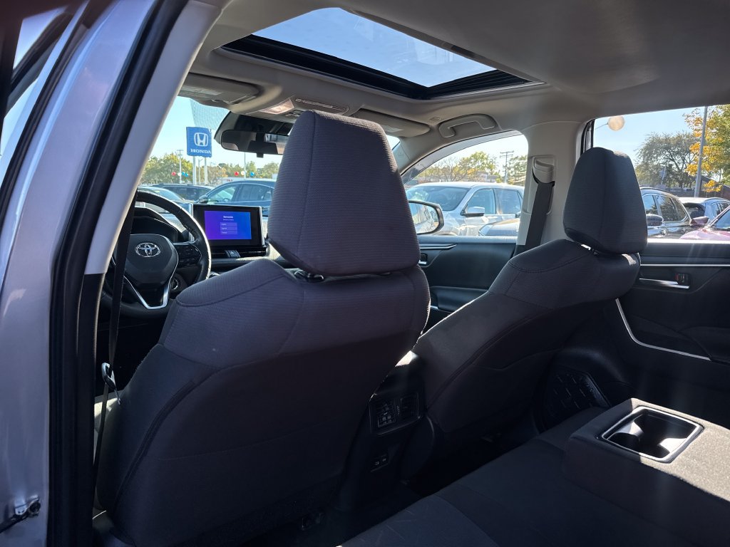 Used 2025 Toyota RAV4 XLE w/ Convenience Package AWD/4WD image 36