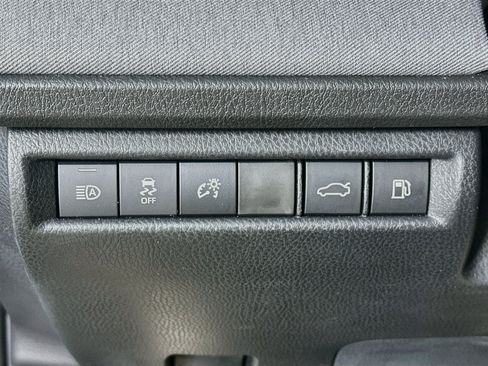 Used 2026 Toyota Camry LE FWD image 17