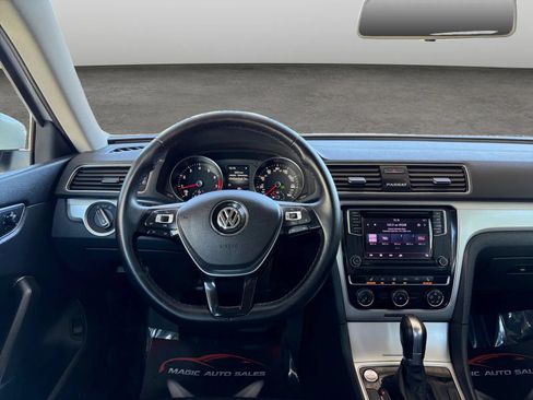 Used 2019 Volkswagen Passat 2.0T Wolfsburg w/ Wheels & Sunroof Package FWD image 28
