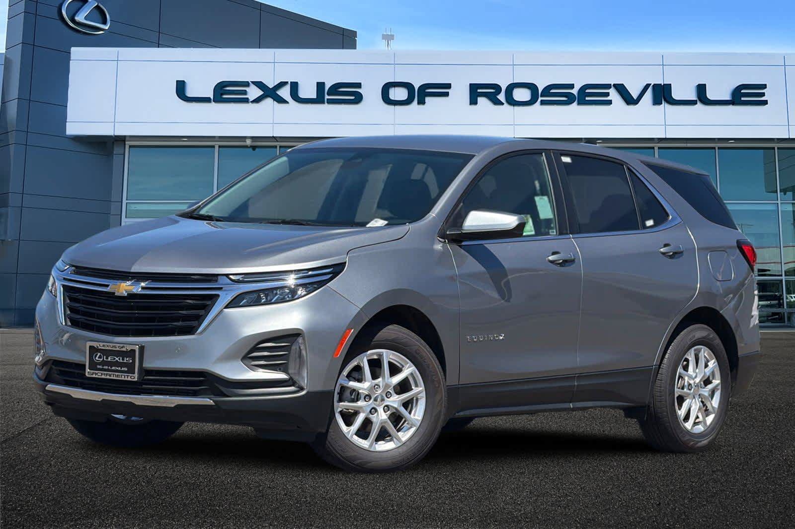 Used 2024 Chevrolet Equinox LT FWD image 1