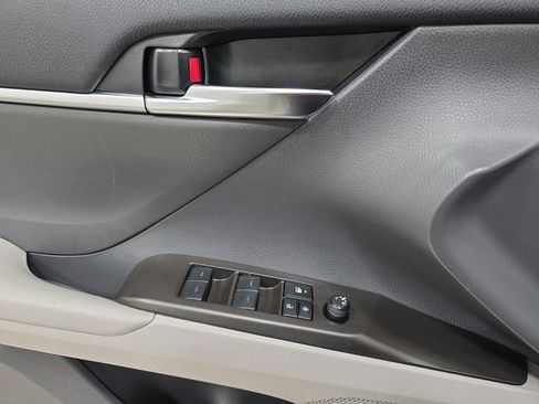 Certified 2023 Toyota Camry LE image 25