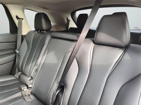 Used 2024 Acura MDX SH-AWD w/ Technology Package image 23