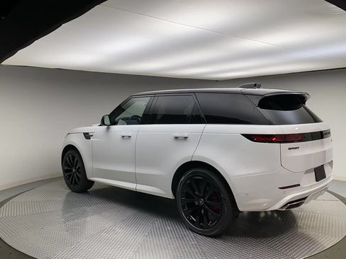 Used 2023 Land Rover Range Rover Sport SE Dynamic AWD/4WD image 6