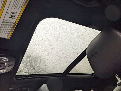 New 2025 Jeep Compass Limited w/ Sun & Sound Group image 9