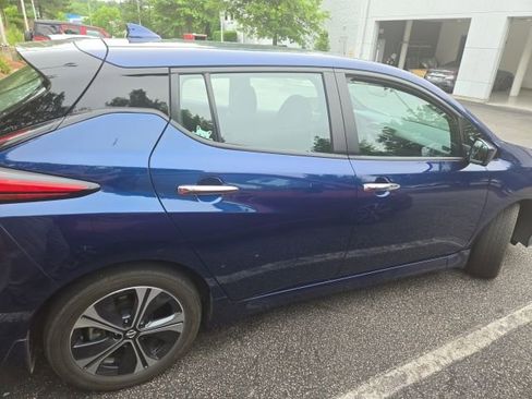 Used 2022 Nissan Leaf SV Plus FWD image 6