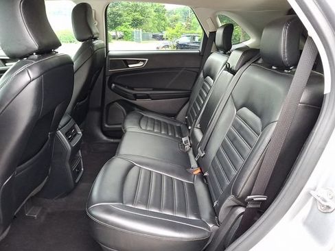 Used 2024 Ford Edge SEL AWD/4WD image 10