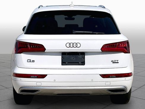 Used 2018 Audi Q5 2.0T Premium Plus w/ Premium Plus Package AWD/4WD image 5