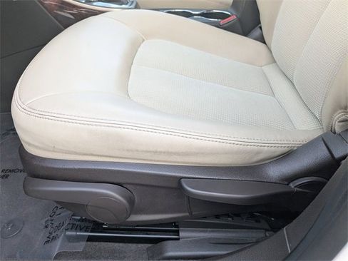 Used 2014 Buick Verano image 18