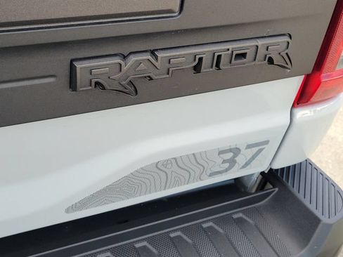 Certified 2023 Ford F150 Raptor w/ Raptor 37 Performance Package AWD/4WD image 9