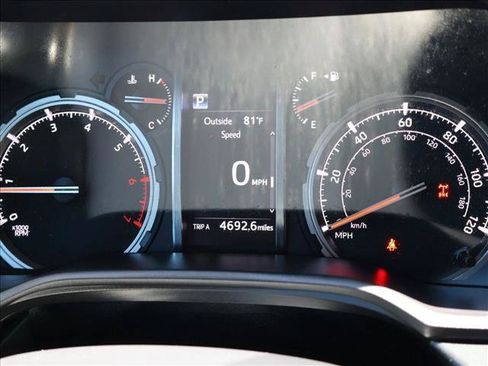 Used 2021 Toyota 4Runner Venture w/ Moonroof Package AWD/4WD image 14