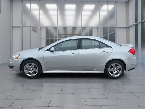 Used 2009 Pontiac G6 Sedan w/ Sport Package 1 image 5