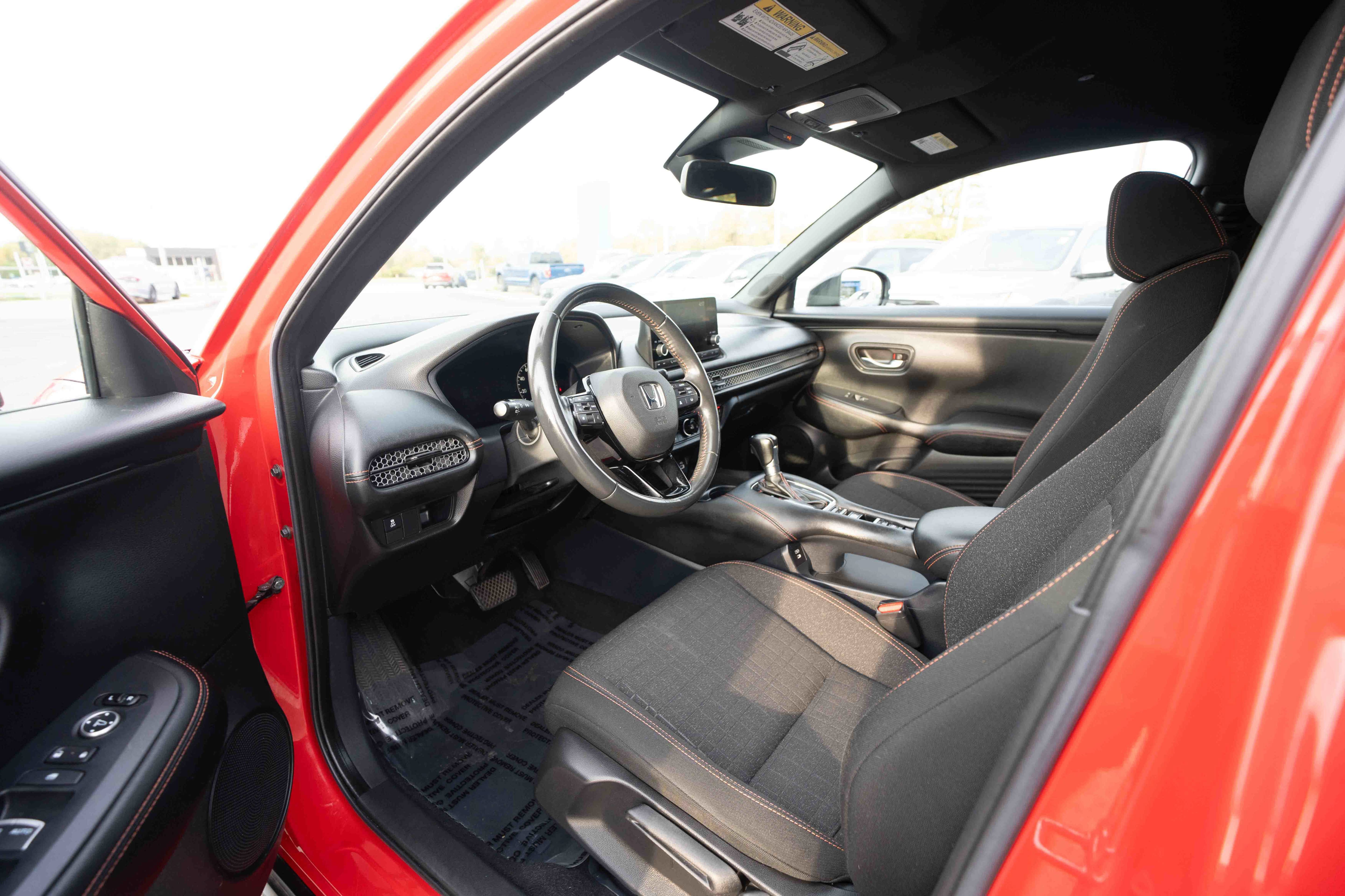 Used 2024 Honda HR-V Sport image 8