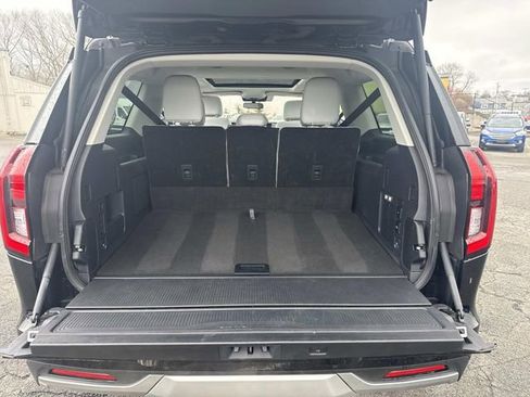 Used 2025 Ford Expedition Max Platinum image 8