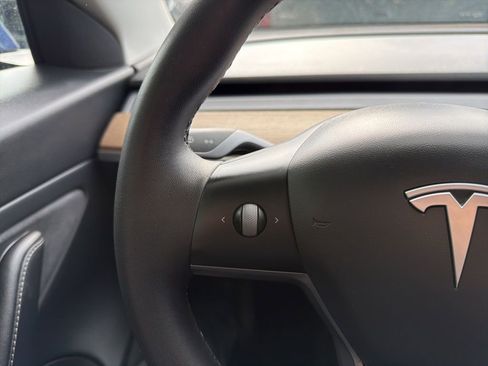 Used 2021 Tesla Model 3 Long Range image 12