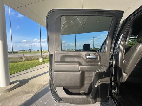 Used 2022 GMC Sierra 2500 AT4 AWD/4WD image 14