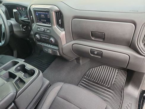 Used 2025 Chevrolet Silverado 1500 Custom image 27