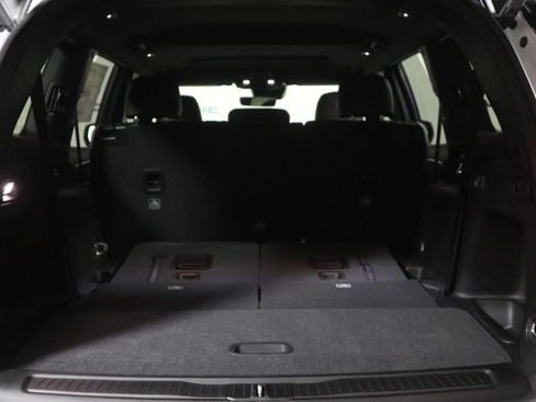 New 2025 Jeep Grand Cherokee L Altitude image 9