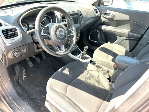 Used 2019 Jeep Compass Sport FWD image 6
