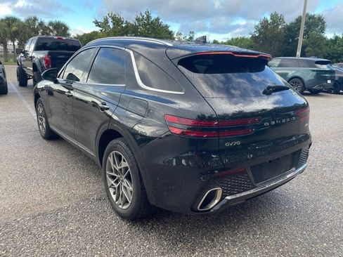 Used 2022 Genesis GV70 2.5T w/ Advanced Package AWD/4WD image 4