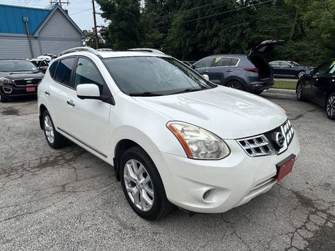 Used 2013 Nissan Rogue SL AWD/4WD image 14