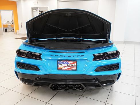 Used 2024 Chevrolet Corvette Z06 RWD image 9