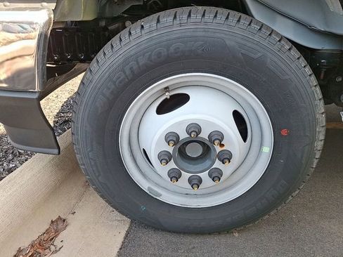 New 2026 Ford E-450 and Econoline 450 Super Duty w/ Power Equipment Group image 4