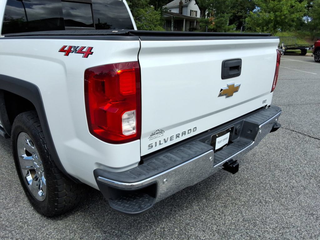 Used 2018 Chevrolet Silverado 1500 LTZ w/ Sport Package AWD/4WD image 14