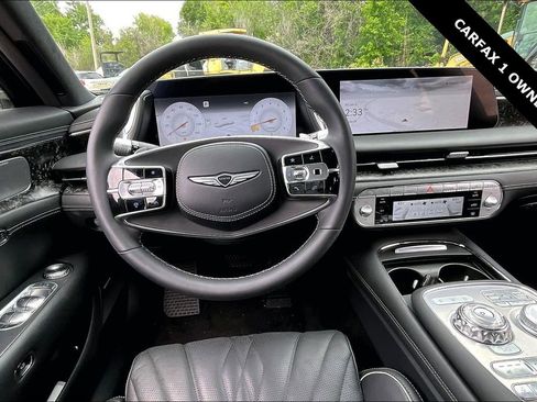 Used 2025 Genesis G90 3.5T AWD/4WD image 8