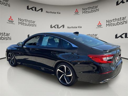 Used 2021 Honda Accord Sport image 3