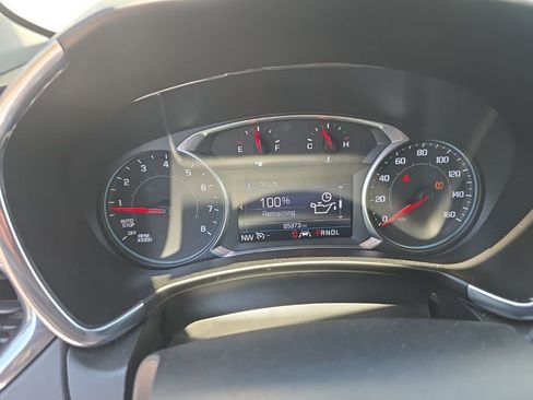 Used 2020 Chevrolet Equinox LT FWD image 16