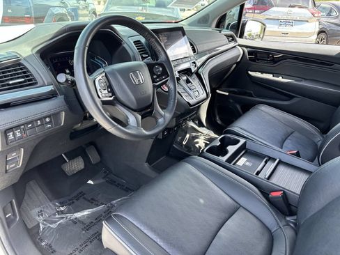 Certified 2024 Honda Odyssey Elite image 17