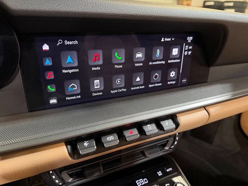 Used 2023 Porsche 911 Carrera image 19